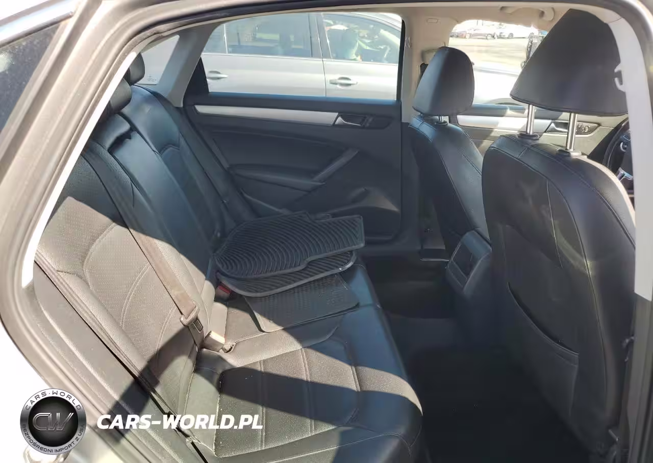 2012 Volkswagen Passat Se VIN:1VWBP7A34CC095779 - 10