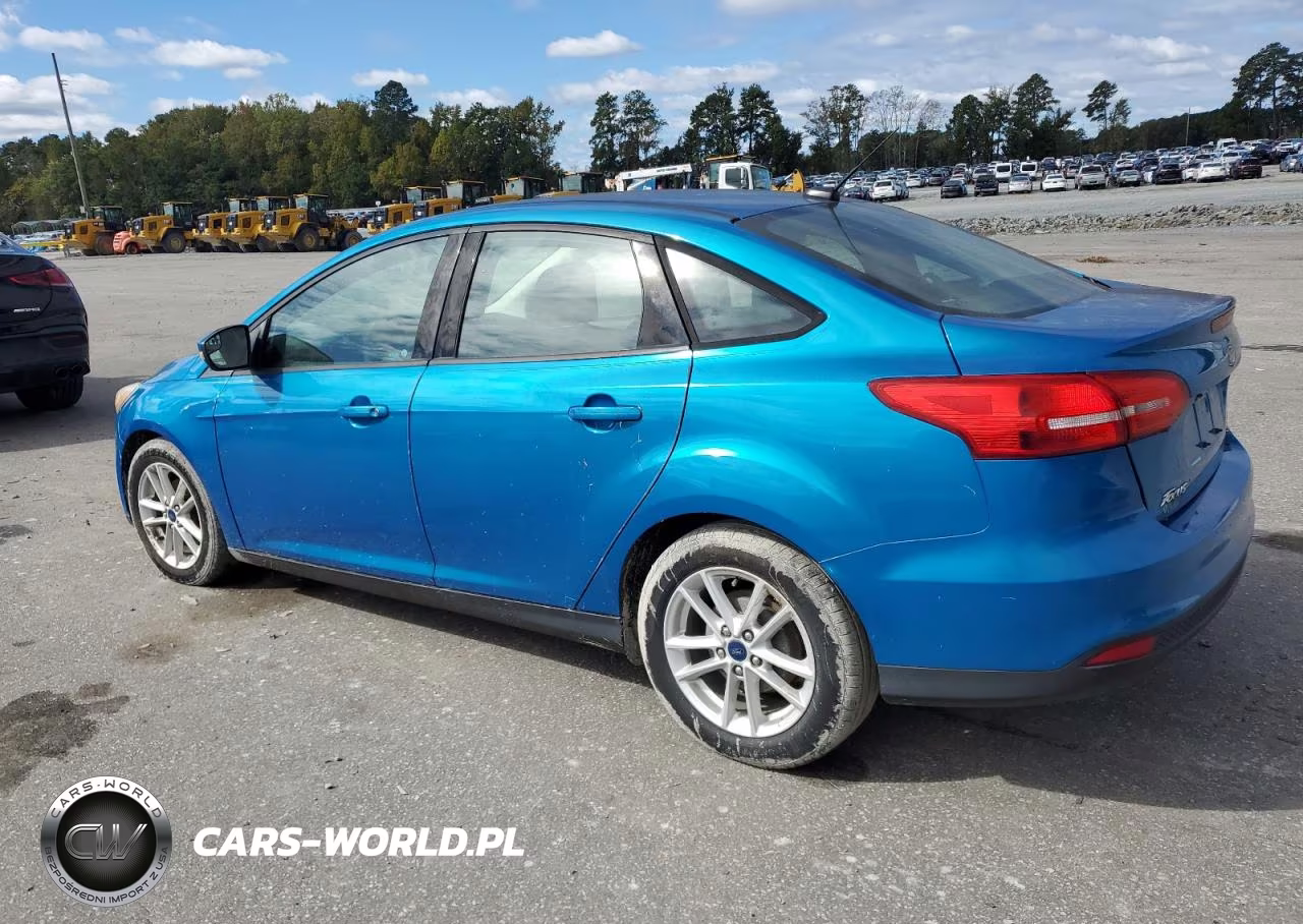 2017 Ford Focus Se VIN:1FADP3F23HL201558 - 2
