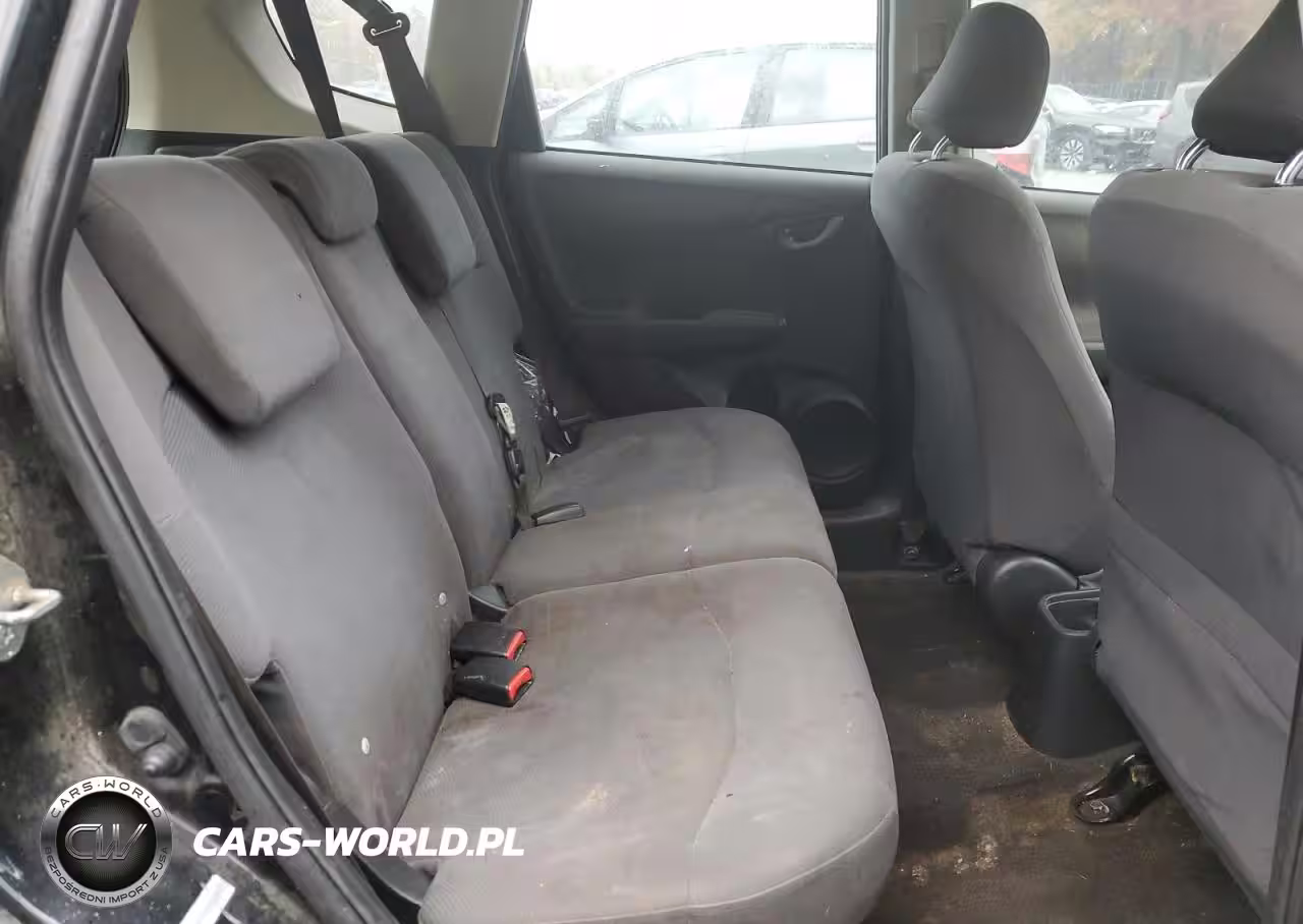 2013 Honda Fit VIN:JHMGE8H37DC005308 - 11