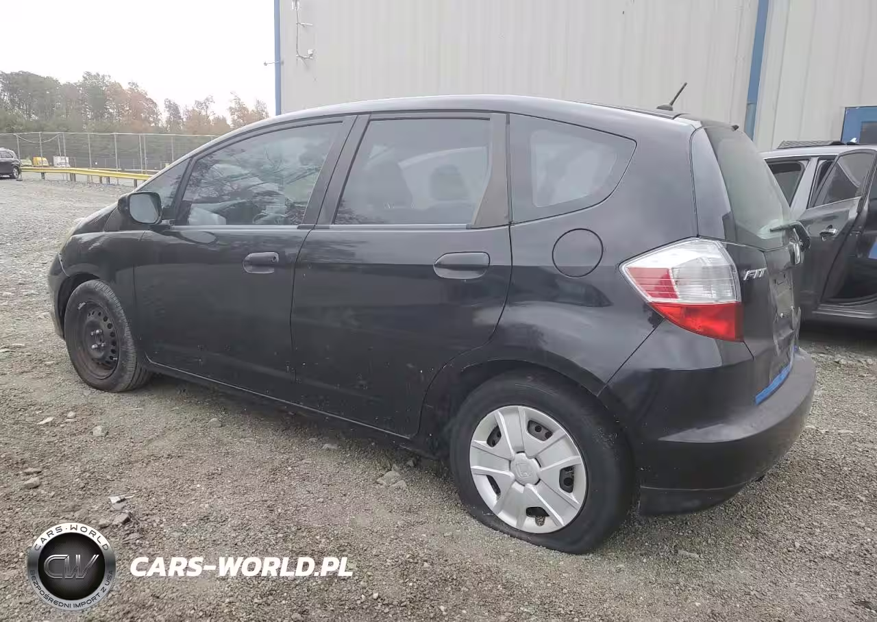 2013 Honda Fit VIN:JHMGE8H37DC005308 - 2