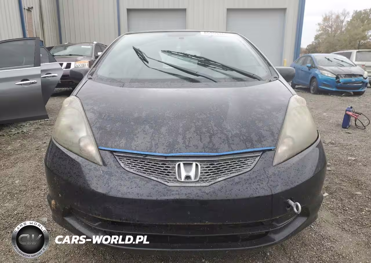 2013 Honda Fit VIN:JHMGE8H37DC005308 - 5