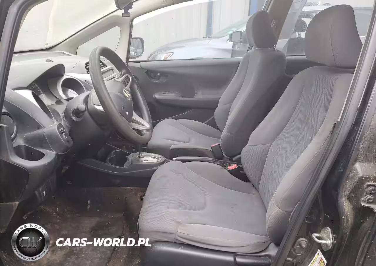 2013 Honda Fit VIN:JHMGE8H37DC005308 - 7