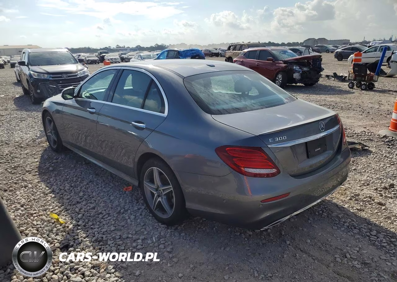2018 Mercedes-Benz E 300 VIN:WDDZF4JB6JA302987 - 2