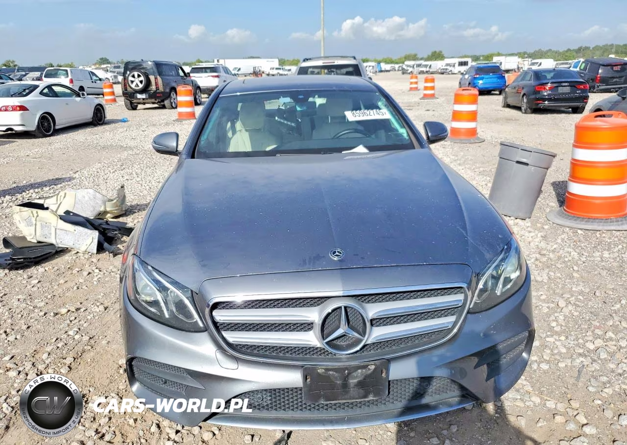 2018 Mercedes-Benz E 300 VIN:WDDZF4JB6JA302987 - 5