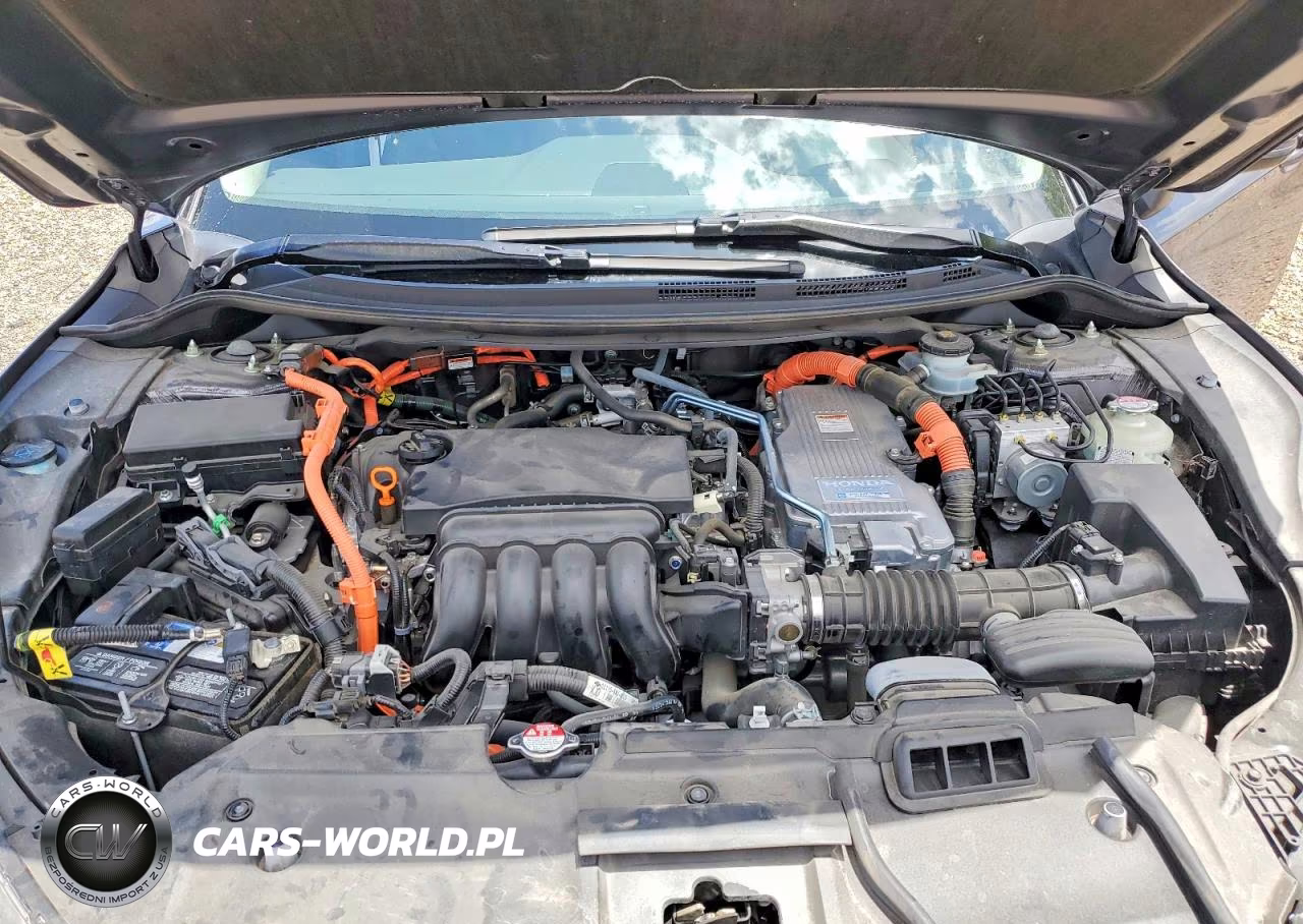 2018 Honda Clarity VIN:JHMZC5F13JC021659 - 11