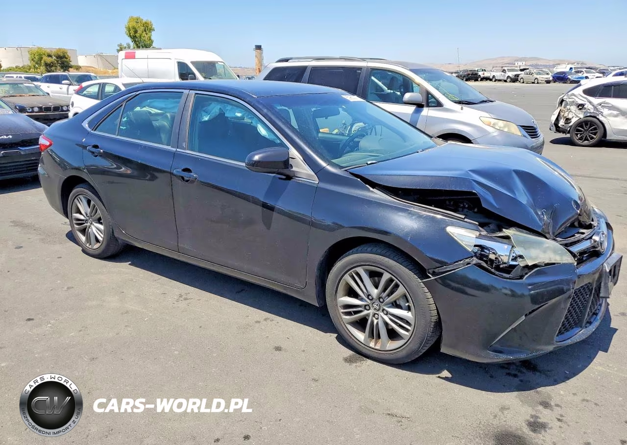 2015 Toyota Camry Se VIN:4T1BF1FK0FU016248 - 4