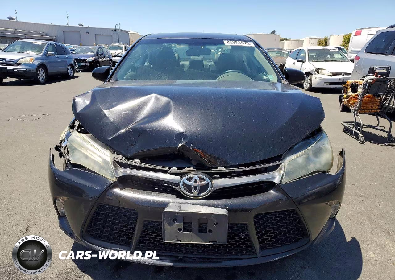 2015 Toyota Camry Se VIN:4T1BF1FK0FU016248 - 5