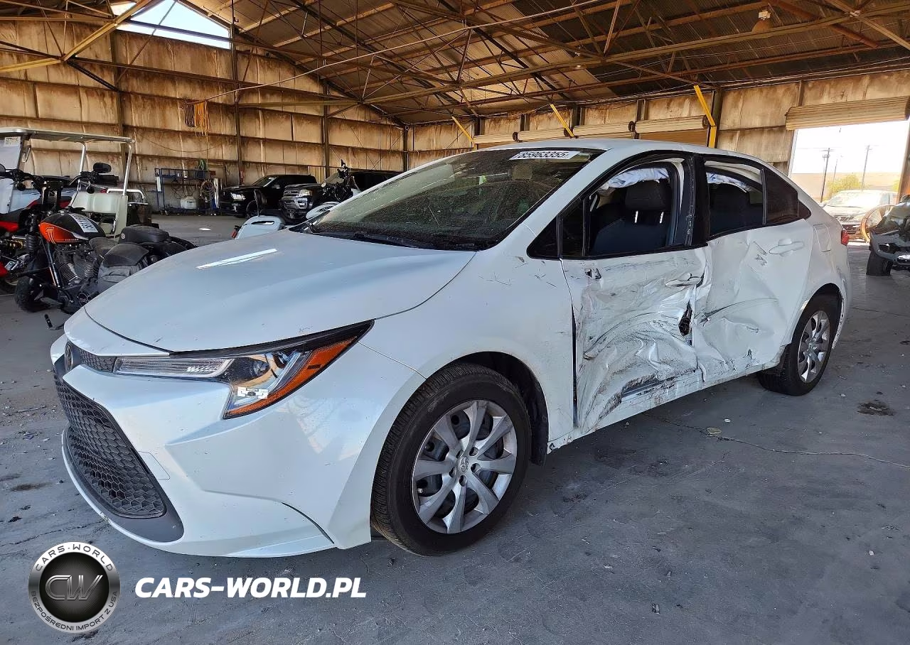 2022 Toyota Corolla Le – zdjęcie 1 z 12