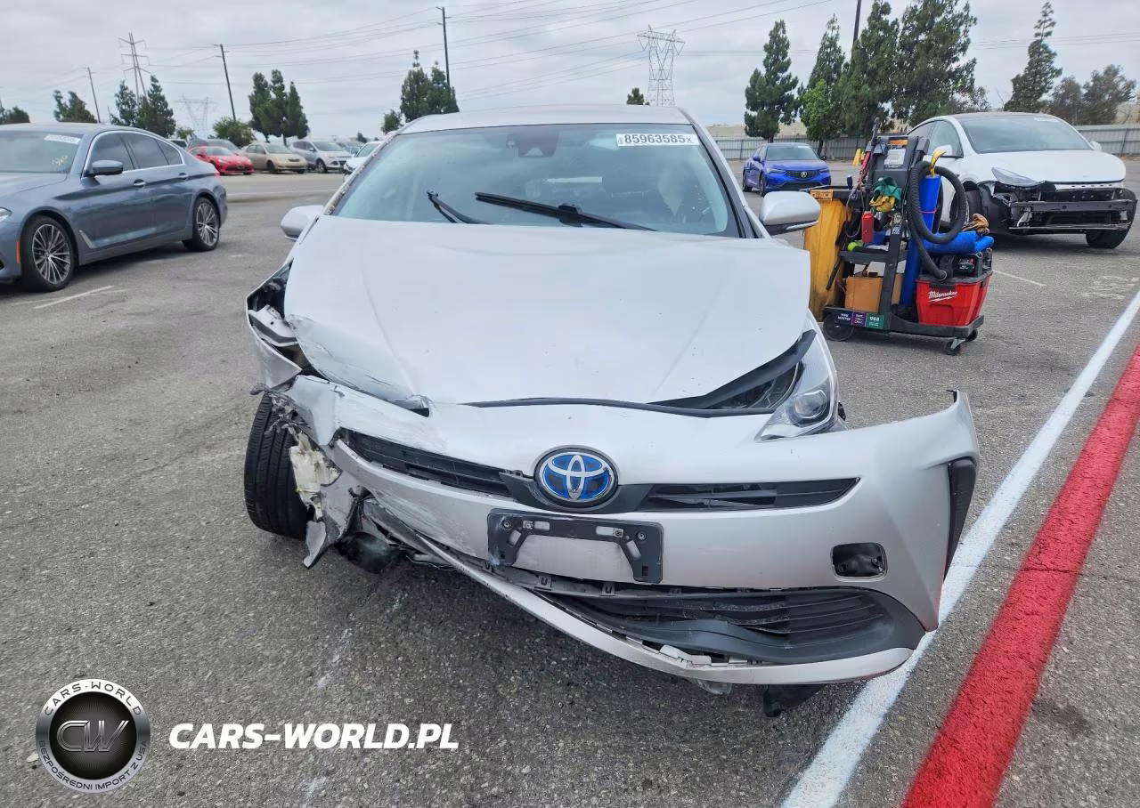 2020 Toyota Prius L Eco VIN:JTDKARFU0L3116886 - 5