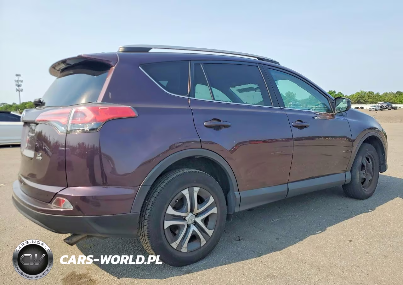 2017 Toyota Rav4 Le VIN:2T3BFREV9HW610549 - 3