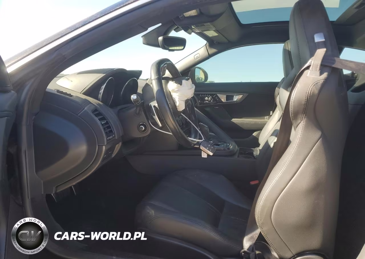 2016 Jaguar F-Type R VIN:SAJWJ6DLXGMK33127 - 7