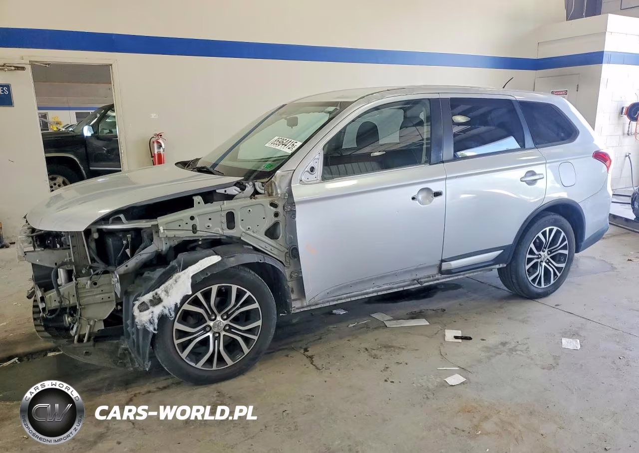 2016 Mitsubishi Outlander Se – zdjęcie 1 z 14