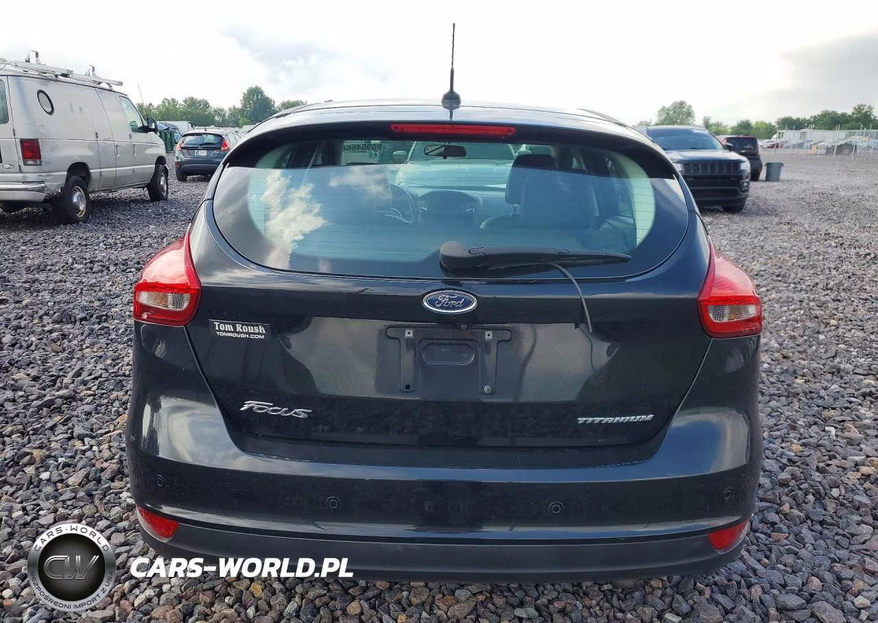 2017 Ford Focus Titanium VIN:1FADP3N29HL253441 - 6