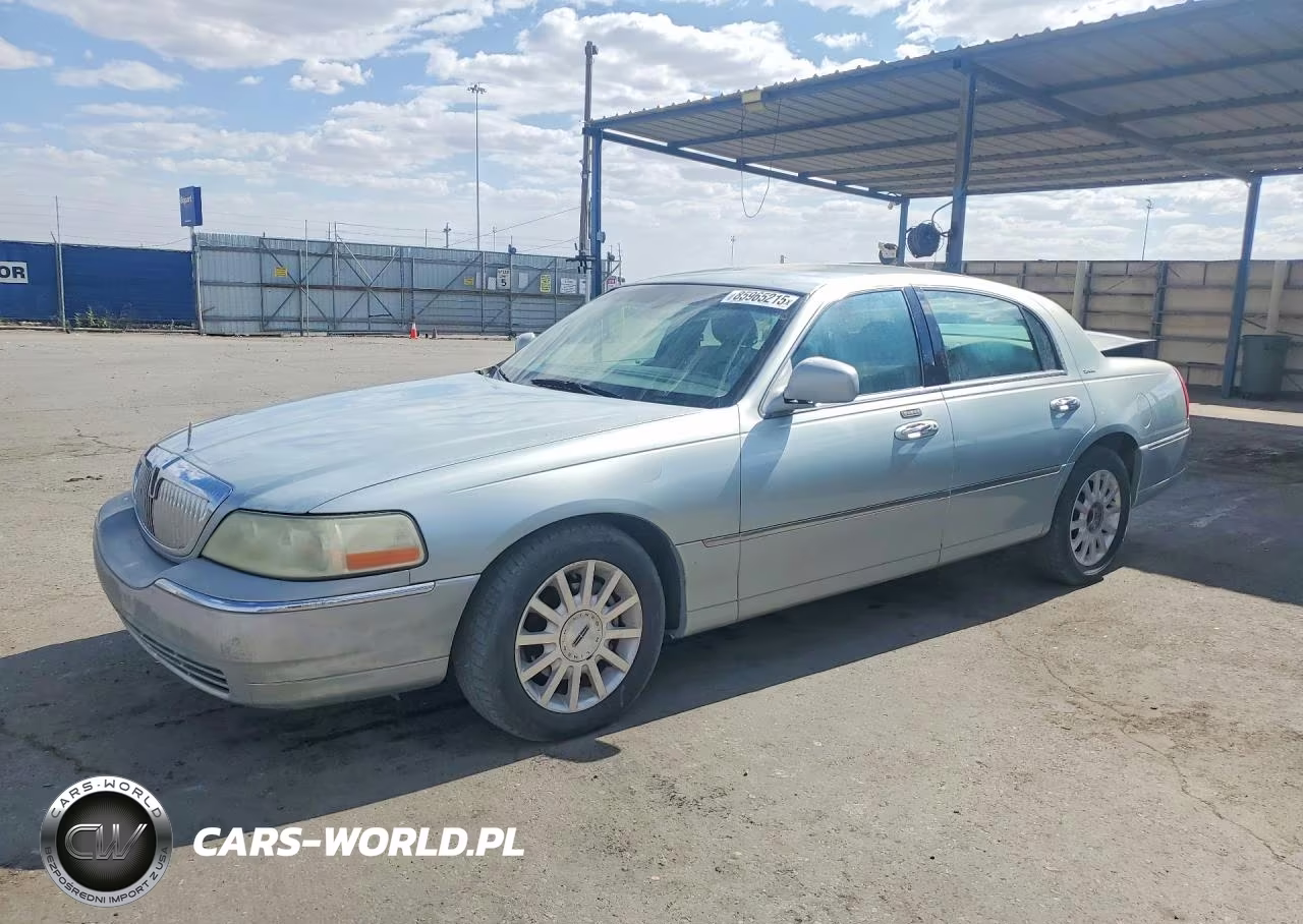 2007 Lincoln Town Car Signature – zdjęcie 1 z 12