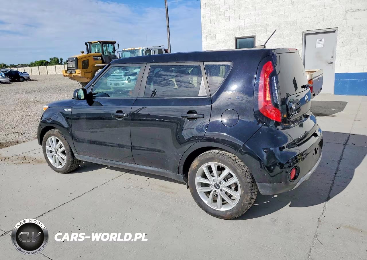 2018 Kia Soul + VIN:KNDJP3A54J7531870 - 2