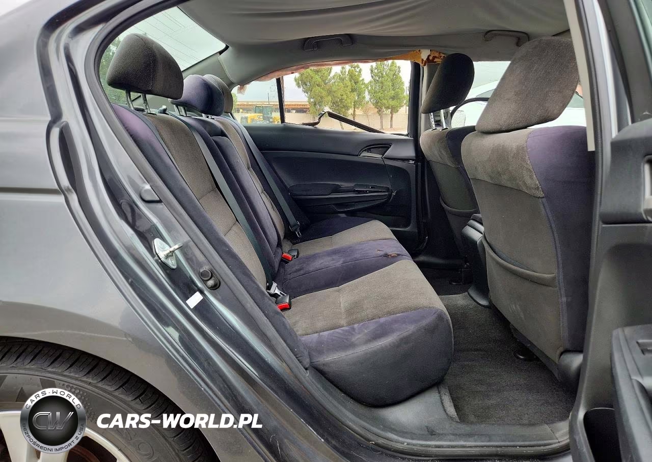 2010 Honda Accord VIN:1HGCP2F48AA179500 - 10