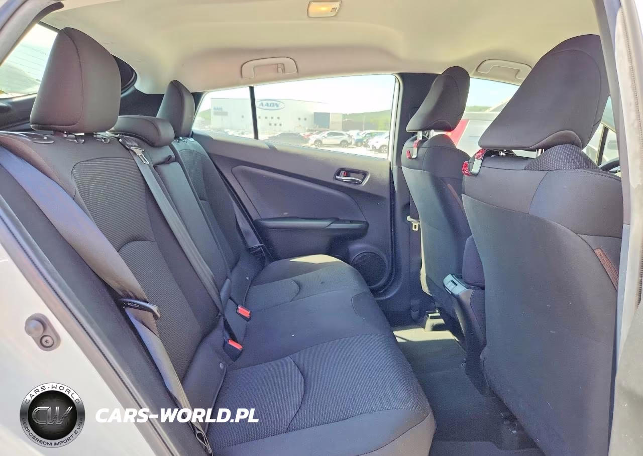 2019 Toyota Prius L Eco VIN:JTDKARFUXK3088755 - 10