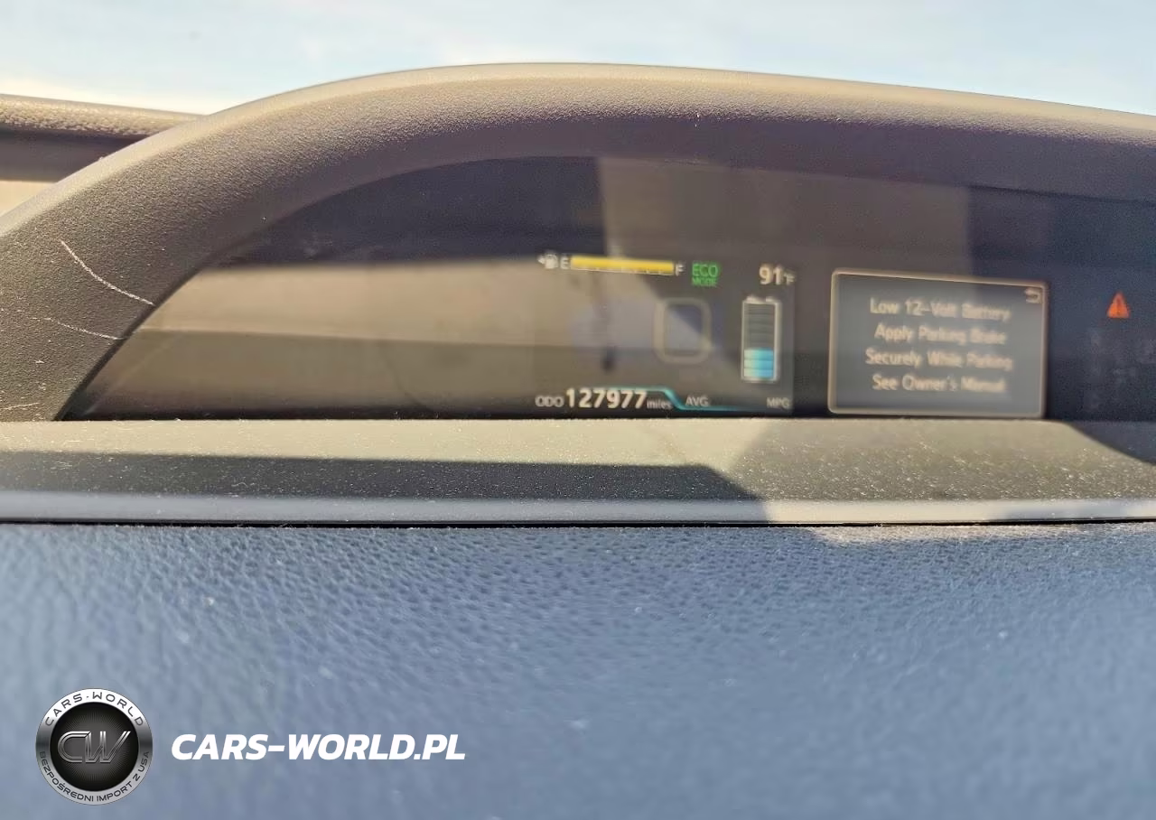 2019 Toyota Prius L Eco VIN:JTDKARFUXK3088755 - 9