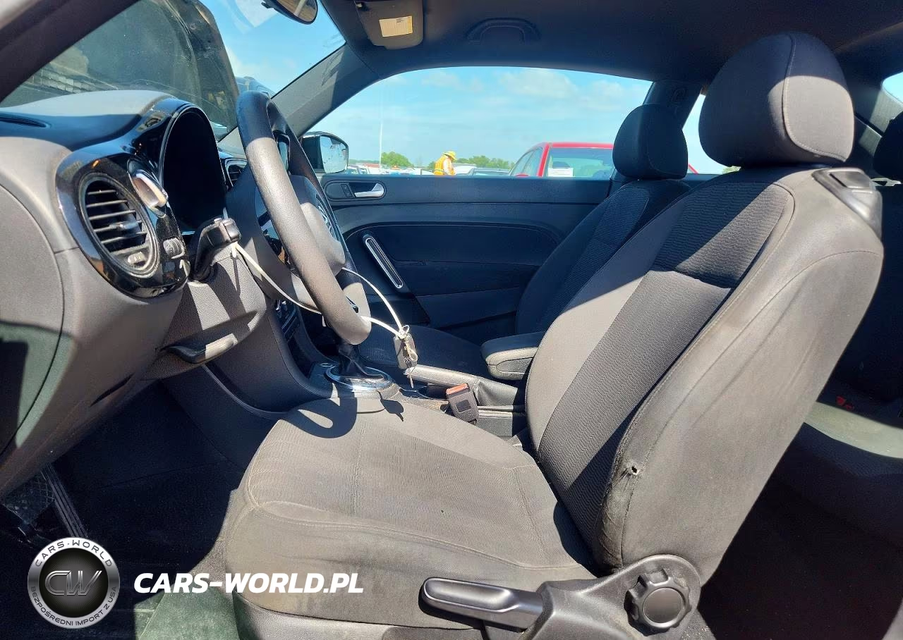 2014 Volkswagen Beetle VIN:3VWFP7AT3EM610015 - 7