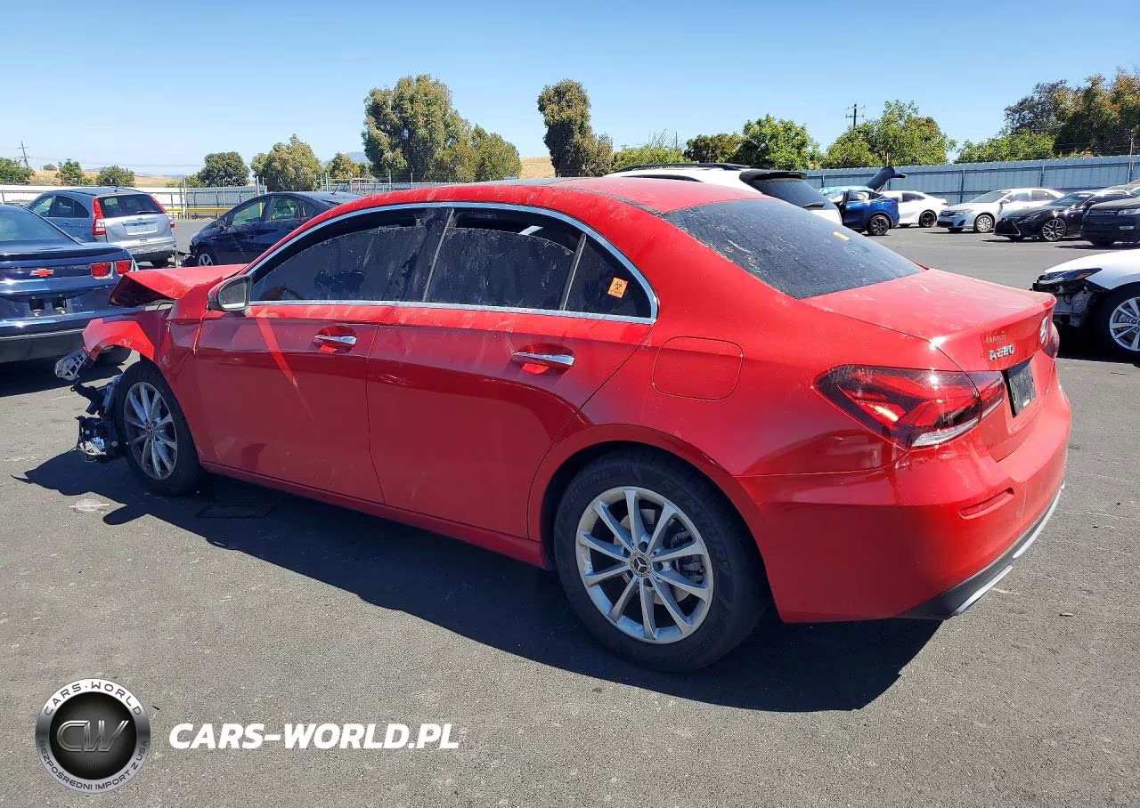 2020 Mercedes-Benz A 220 VIN:W1K3G4EBXLW043763 - 2