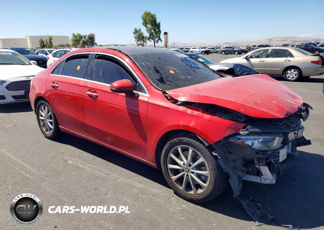 2020 Mercedes-Benz A 220 VIN:W1K3G4EBXLW043763 - 4