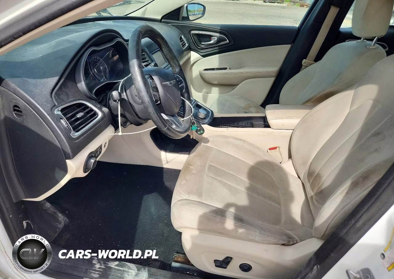 2015 Chrysler 200 Limited VIN:1C3CCCAB1FN611371 - 7