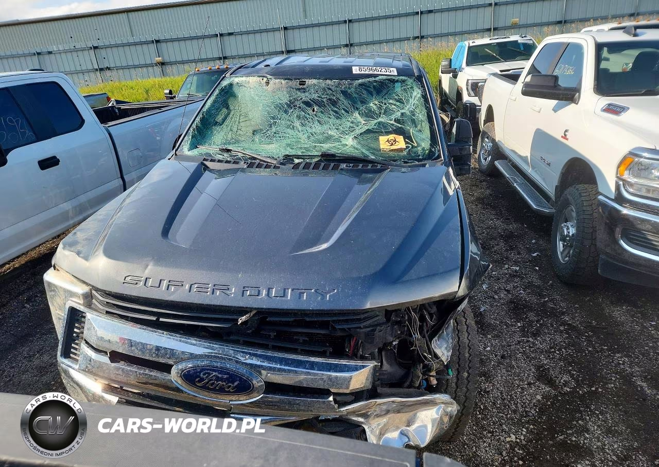2018 Ford F350 Super Duty VIN:1FT8W3BT9JEC00065 - 5