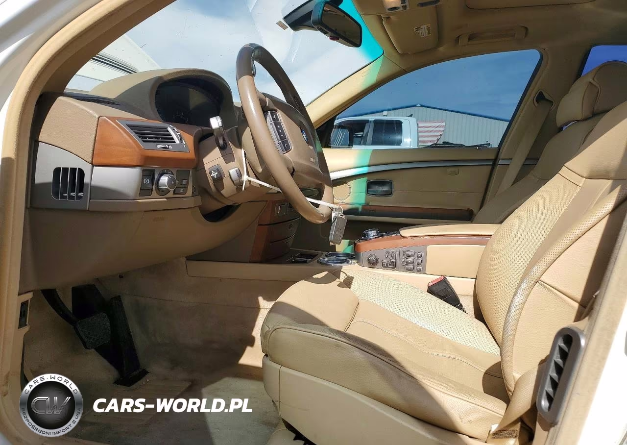 2006 BMW 750 Li VIN:WBAHN83556DT63581 - 7