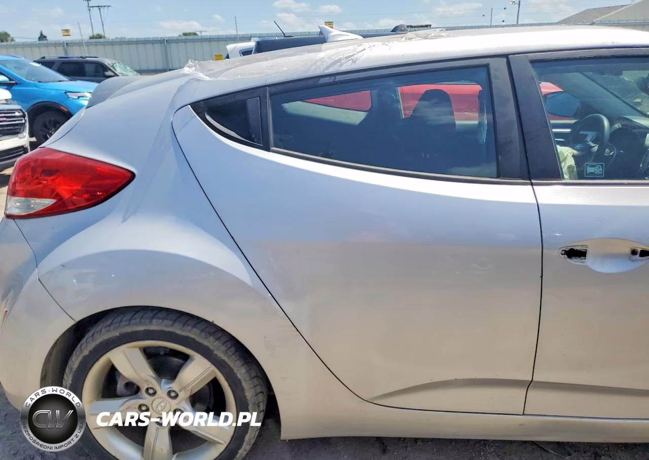 2012 Hyundai Veloster Base VIN:KMHTC6AD4CU051471 - 10
