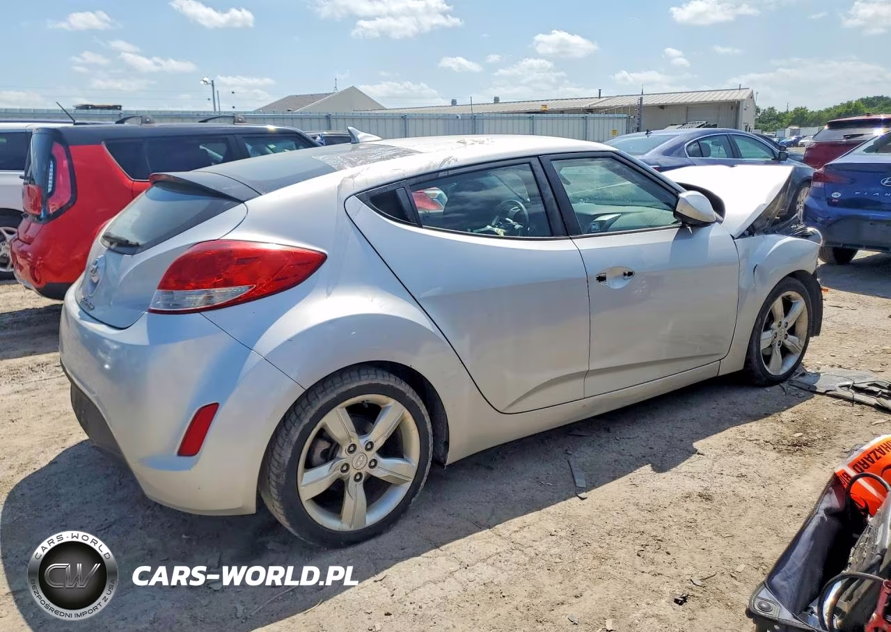 2012 Hyundai Veloster Base VIN:KMHTC6AD4CU051471 - 3