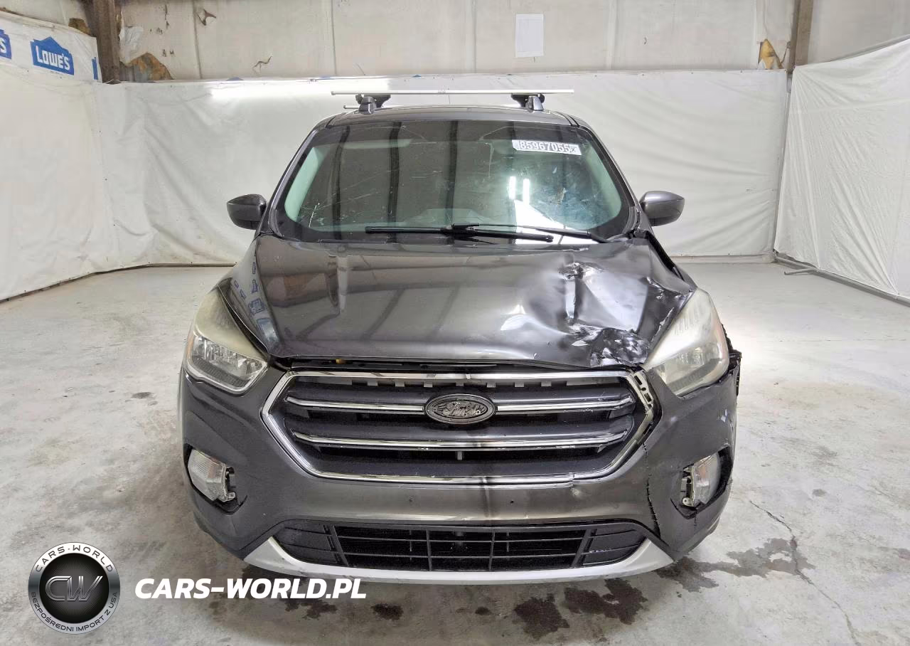 2019 Ford Escape Se VIN:1FMCU9GD1KUA51917 - 5