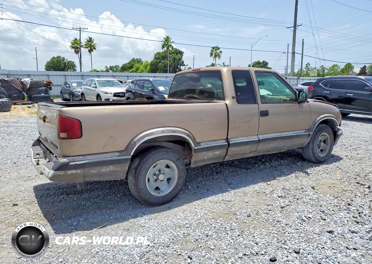 1997 Chevrolet S Truck S10 VIN:1GCCS19X3V8128741 - 3