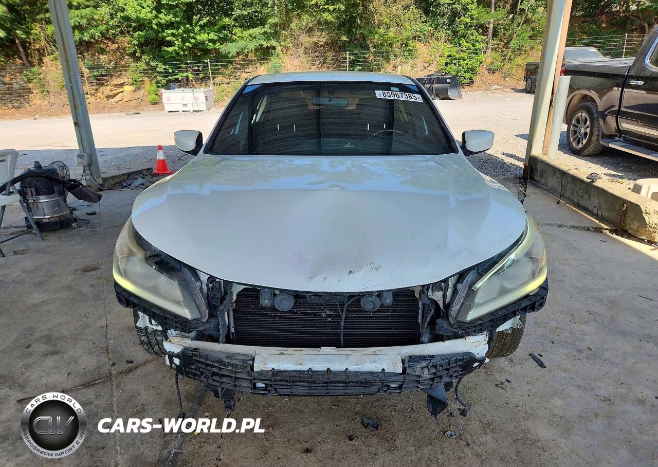 2017 Honda Accord Sport VIN:1HGCR2F59HA133946 - 5