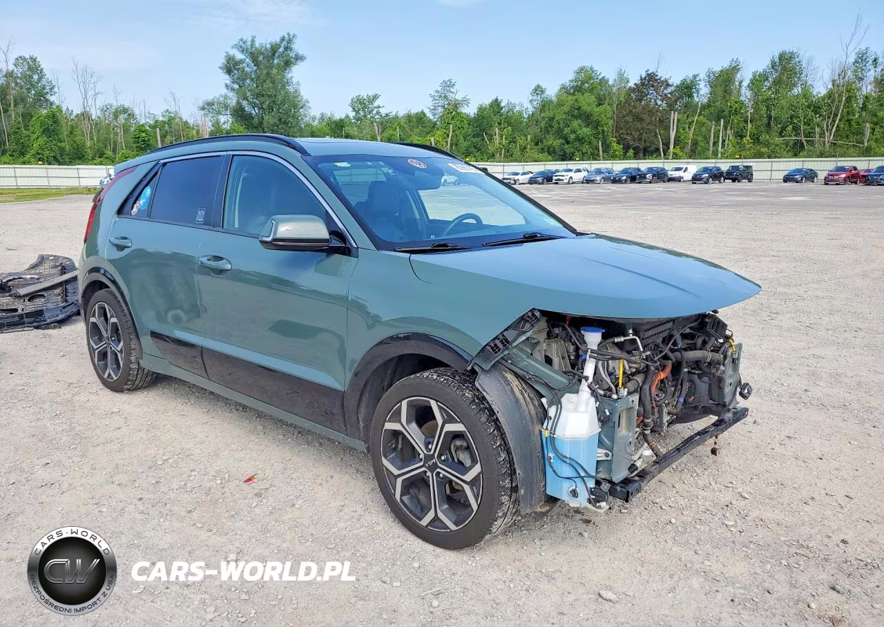 2023 Kia Niro Ex VIN:KNDCR3LE3P5060041 - 4