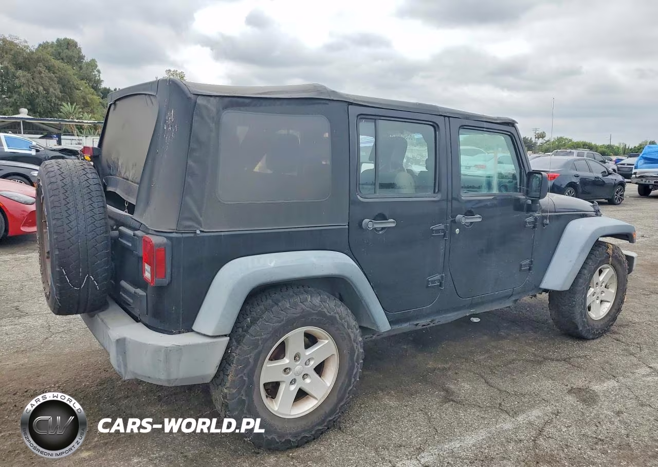 2007 Jeep Wrangler X VIN:1J4GB39147L208004 - 3