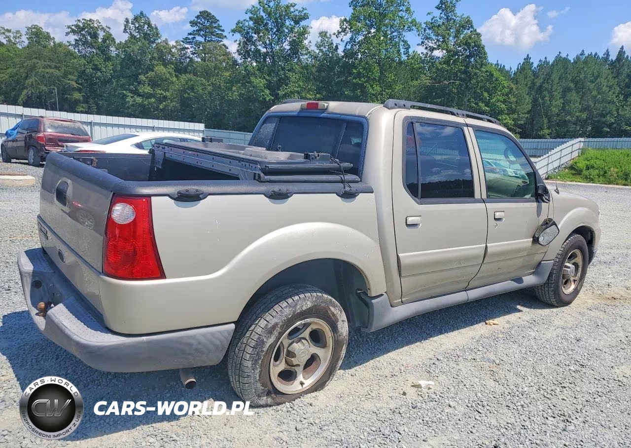2005 Ford Explorer Sport Trac VIN:1FMZU67K45UB52185 - 3