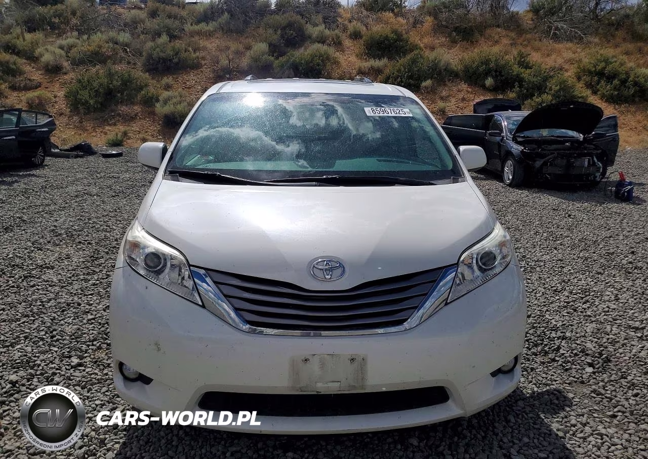 2017 Toyota Sienna Xle Premium 7-Passenger VIN:5TDDZ3DC2HS183102 - 5