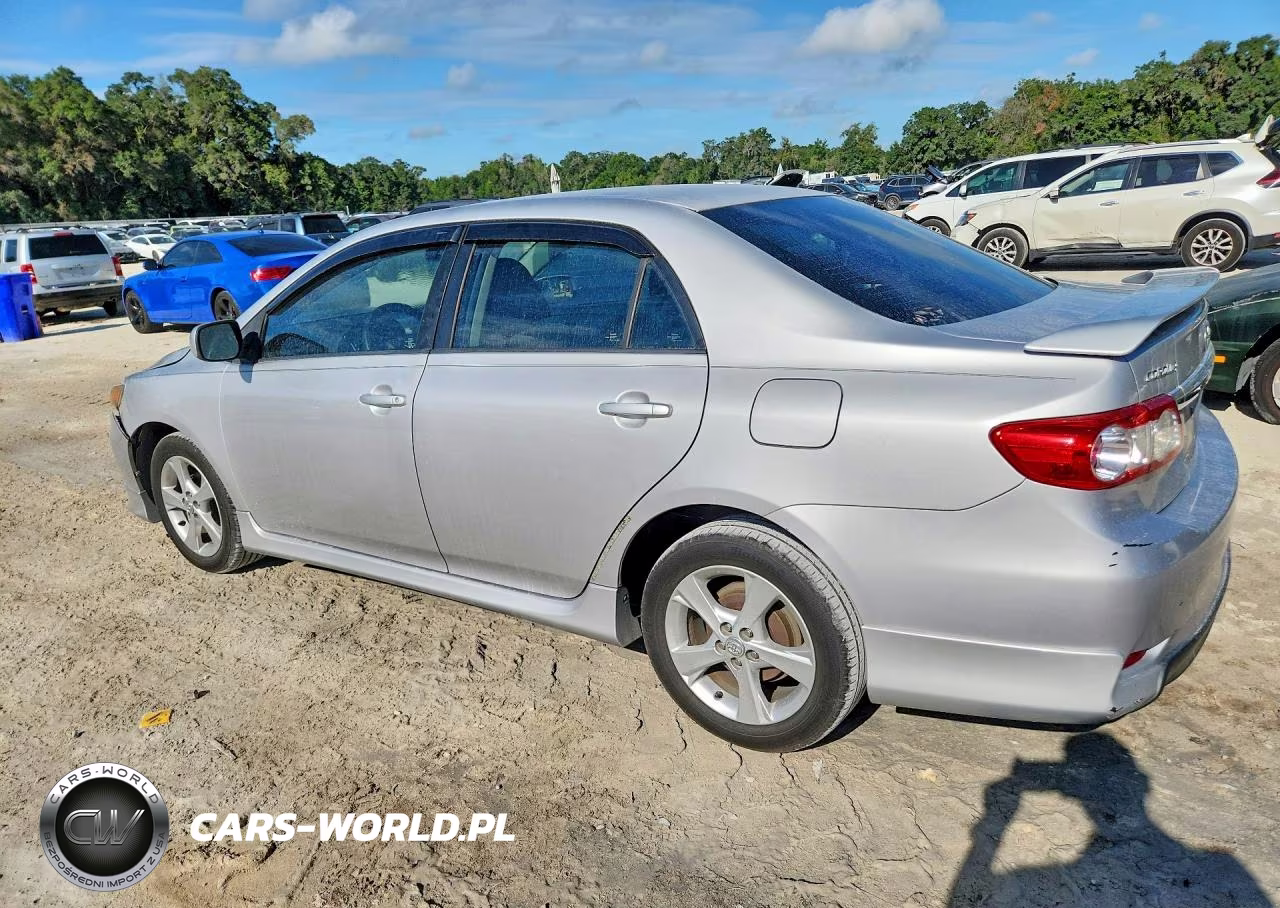 2011 Toyota Corolla S VIN:2T1BU4EE7BC656892 - 2
