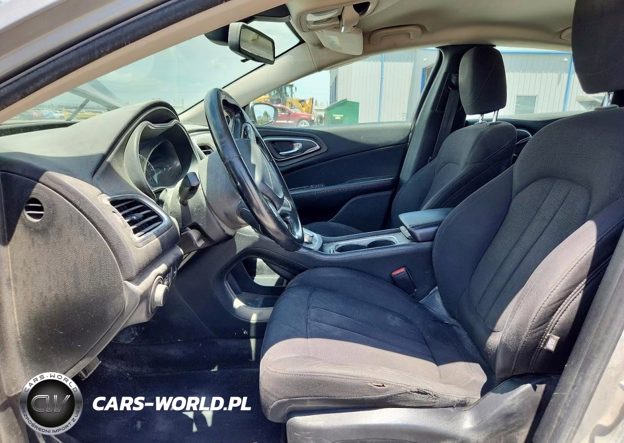 2015 Chrysler 200 Limited VIN:1C3CCCAB4FN649774 - 7