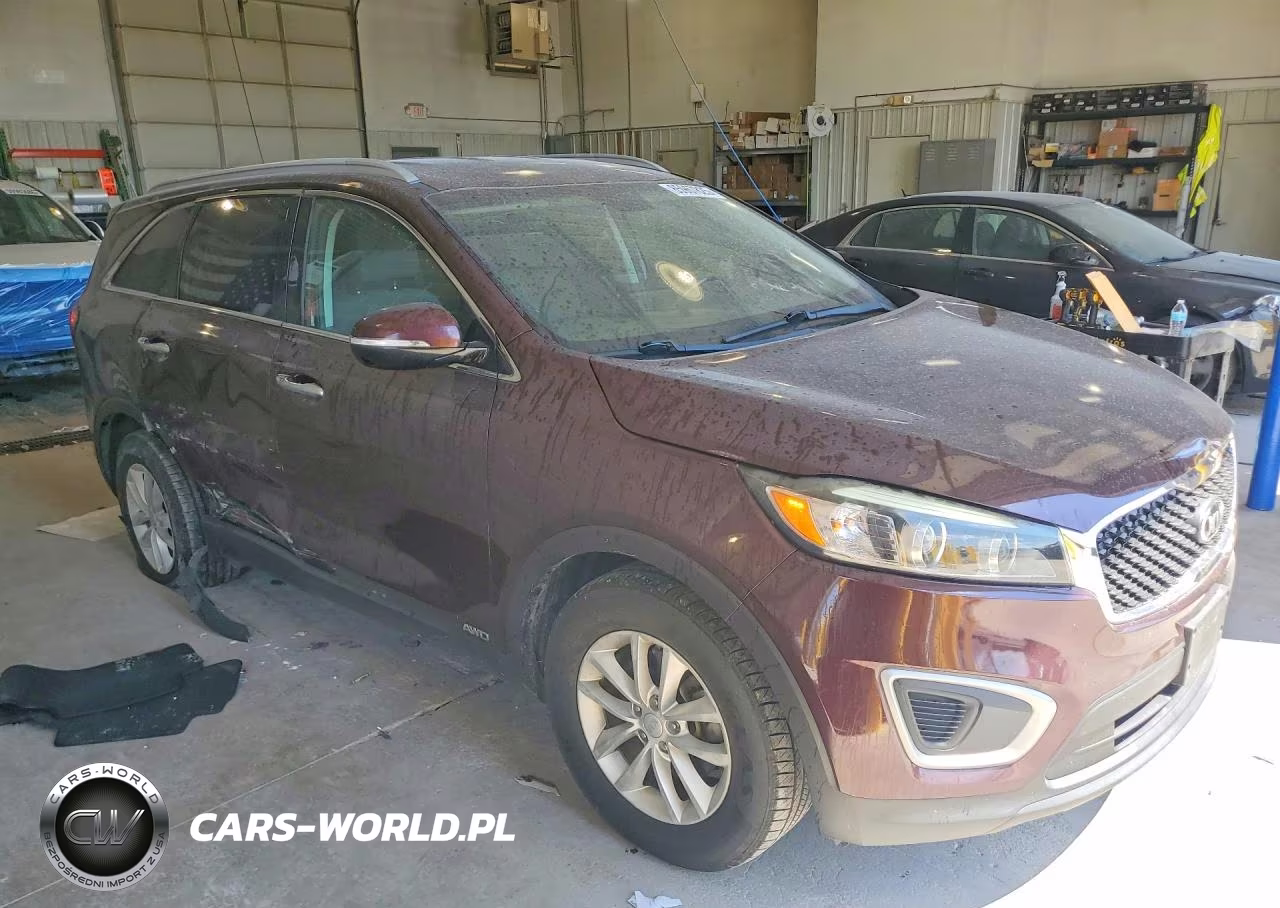 2018 Kia Sorento VIN:5XYPGDA36JG340274 - 4