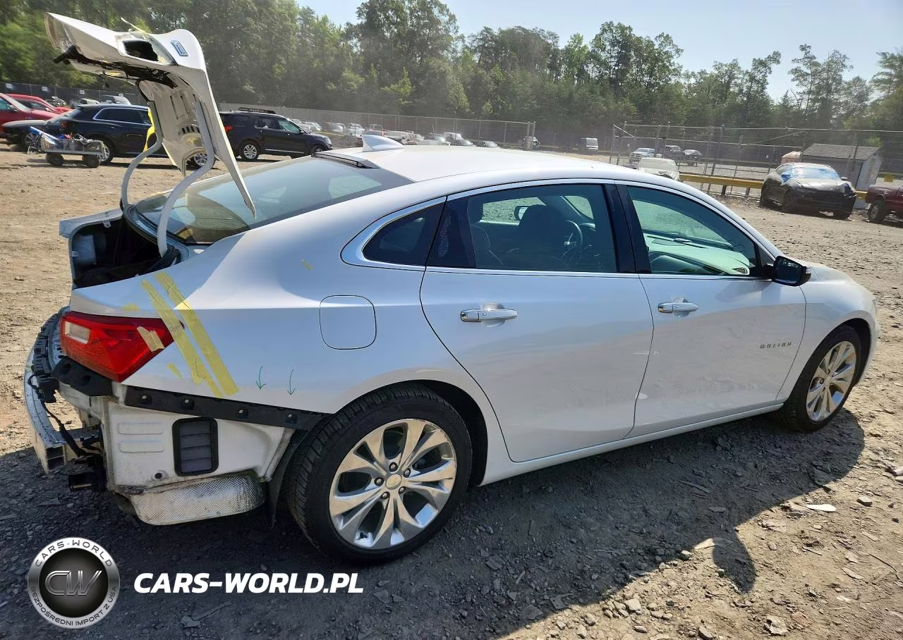2017 Chevrolet Malibu Premier VIN:1G1ZH5SX2HF249425 - 3