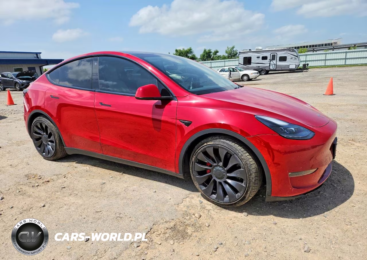 2022 Tesla Model Y VIN:7SAYGDEFXNF399563 - 4