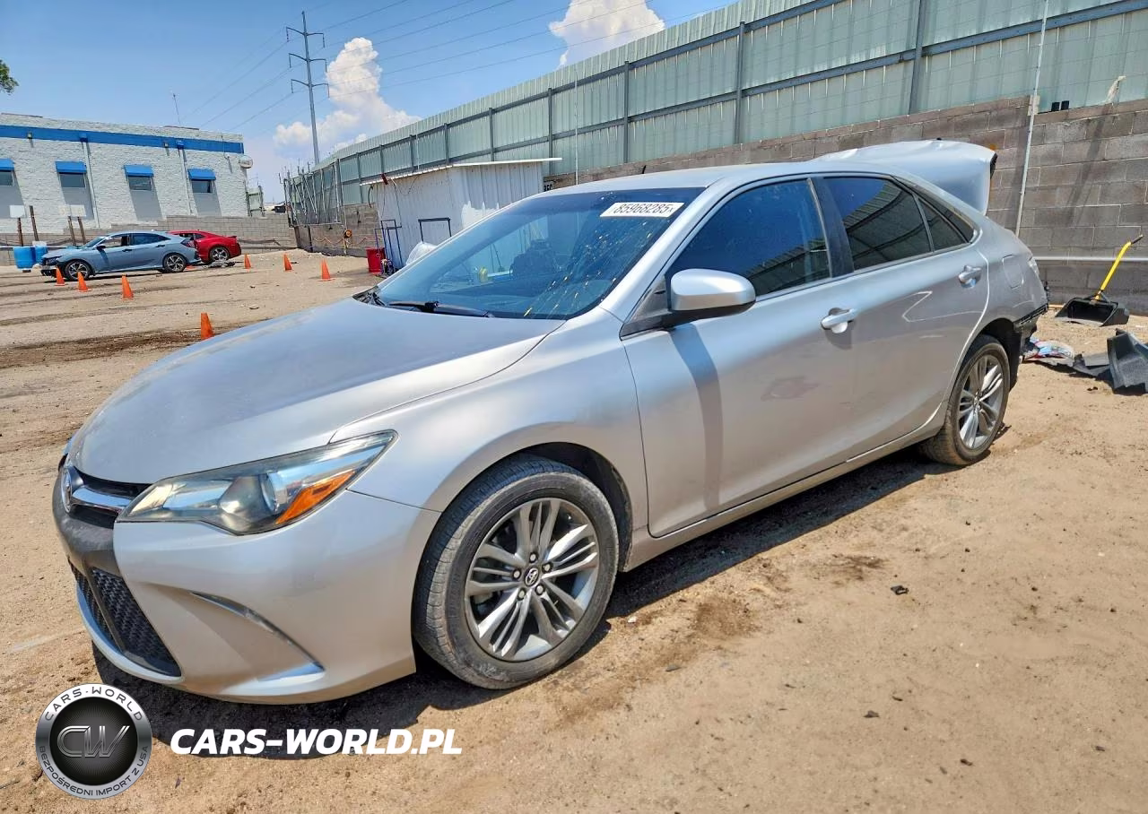 2017 Toyota Camry Le – zdjęcie 1 z 13