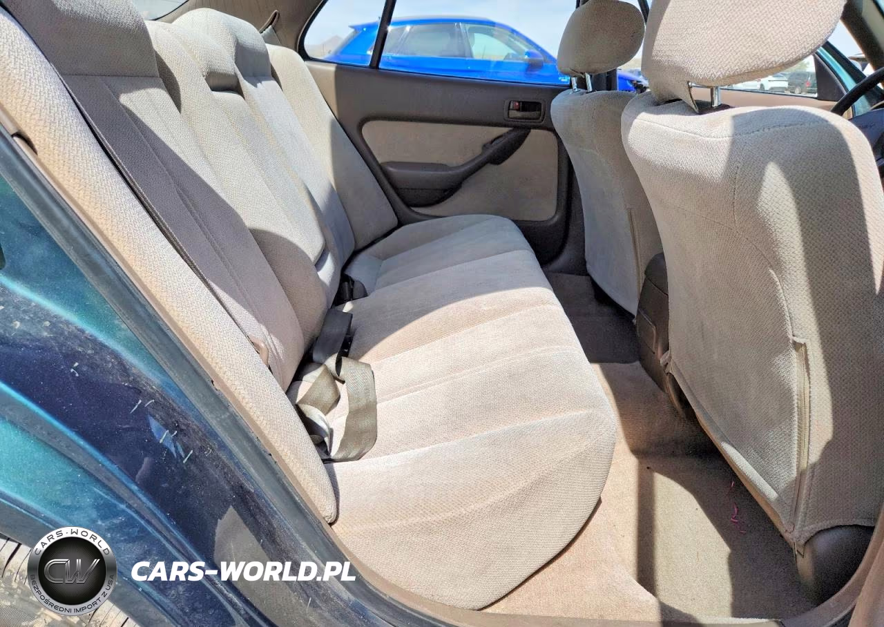 1996 Toyota Camry Le VIN:JT2BG12K8T0351597 - 10