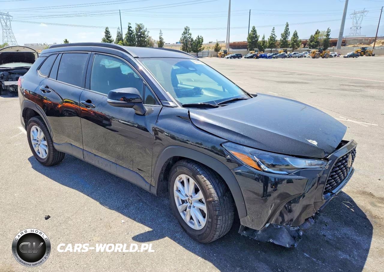 2025 Toyota Corolla Cross Le VIN:7MUCAAAG3SV126287 - 4