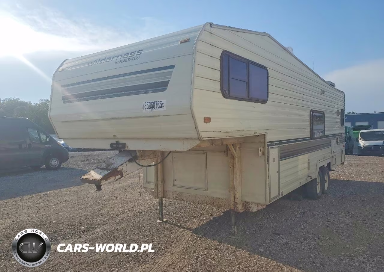 2019 Fleetwood Wilderness Camper VIN:1ED5N2620K9513765 - 2