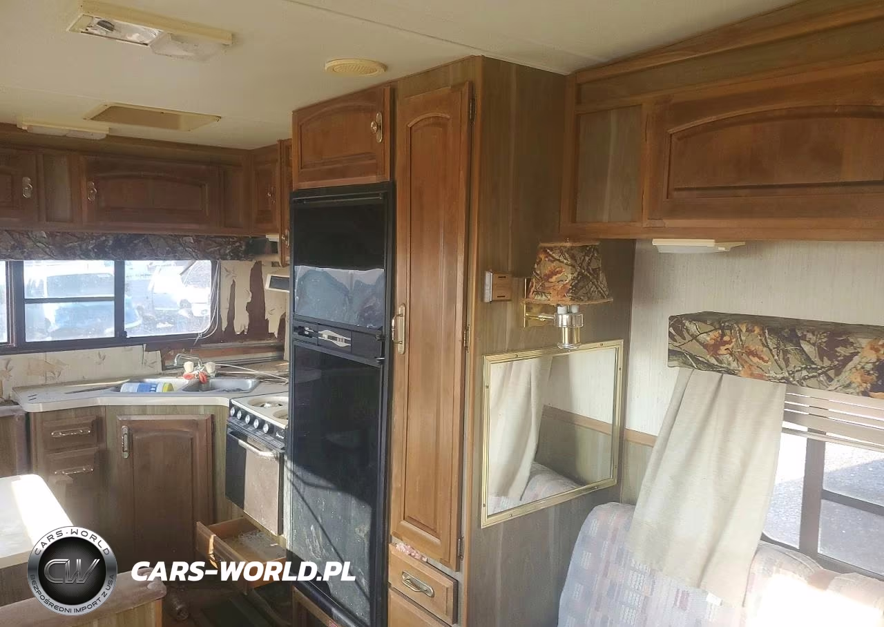 2019 Fleetwood Wilderness Camper VIN:1ED5N2620K9513765 - 8