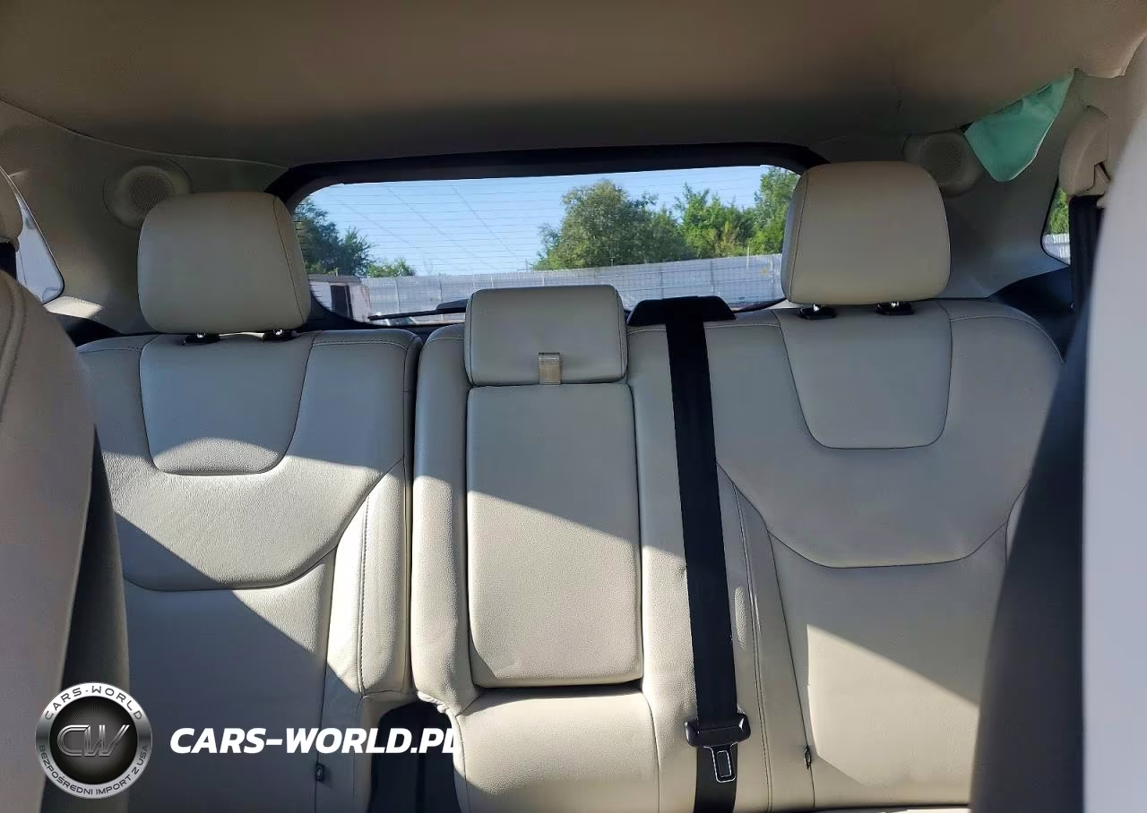 2018 Ford Edge Titanium VIN:2FMPK3K96JBC44060 - 10