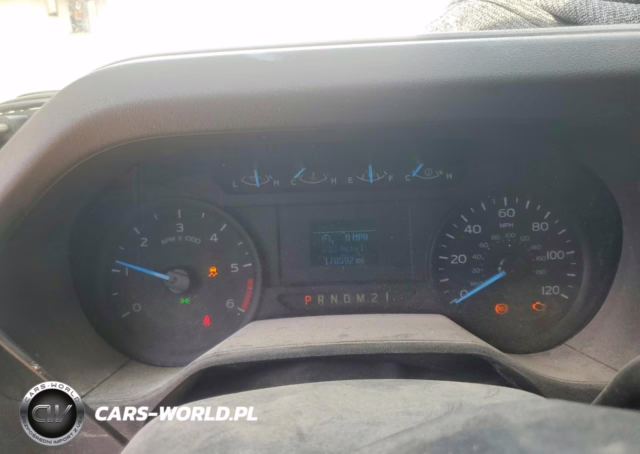 2021 Ford Econoline VIN:1FDWE3FN9MDC03821 - 9