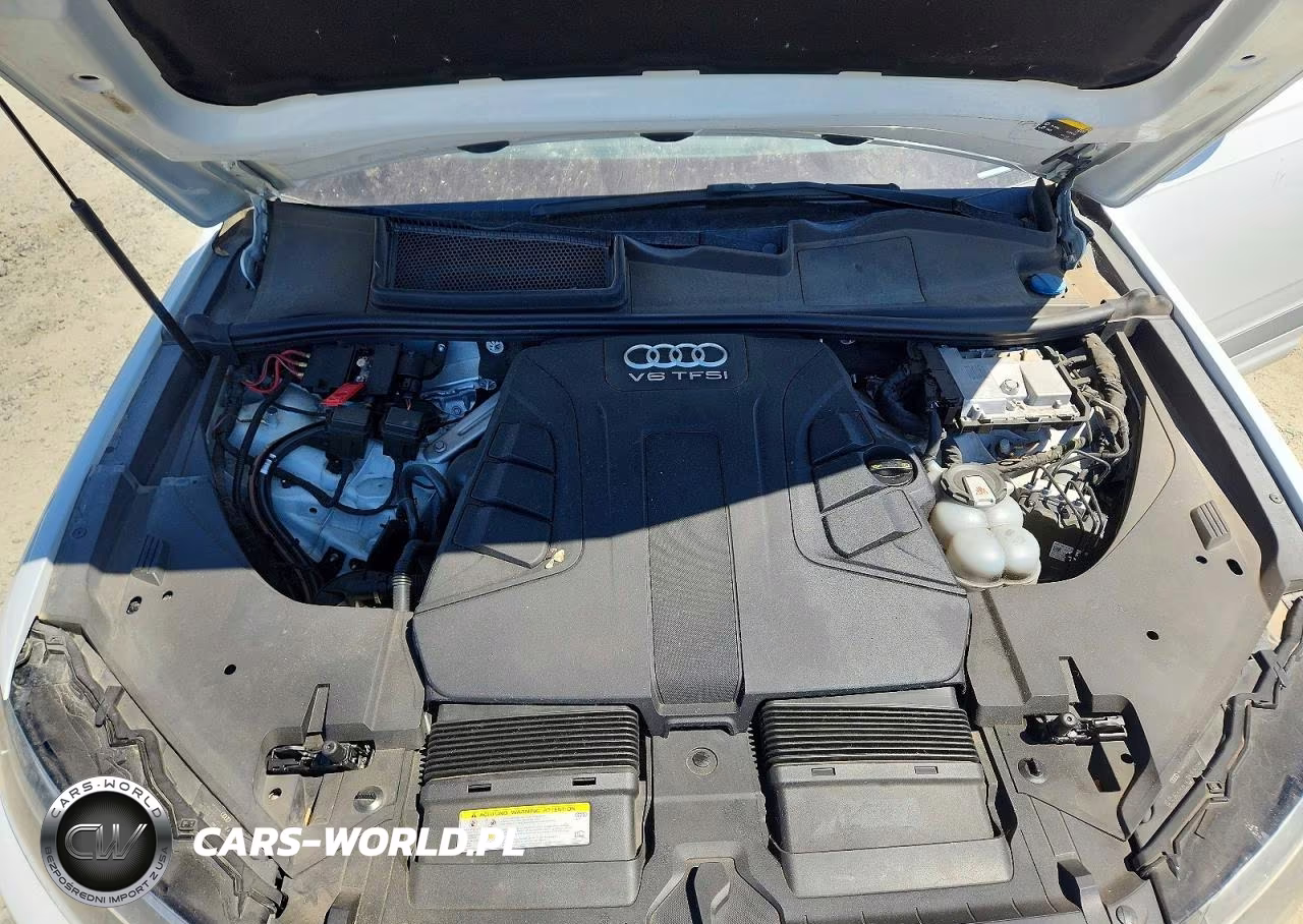 2018 Audi Q7 Prestige VIN:WA1VAAF78JD017985 - 12